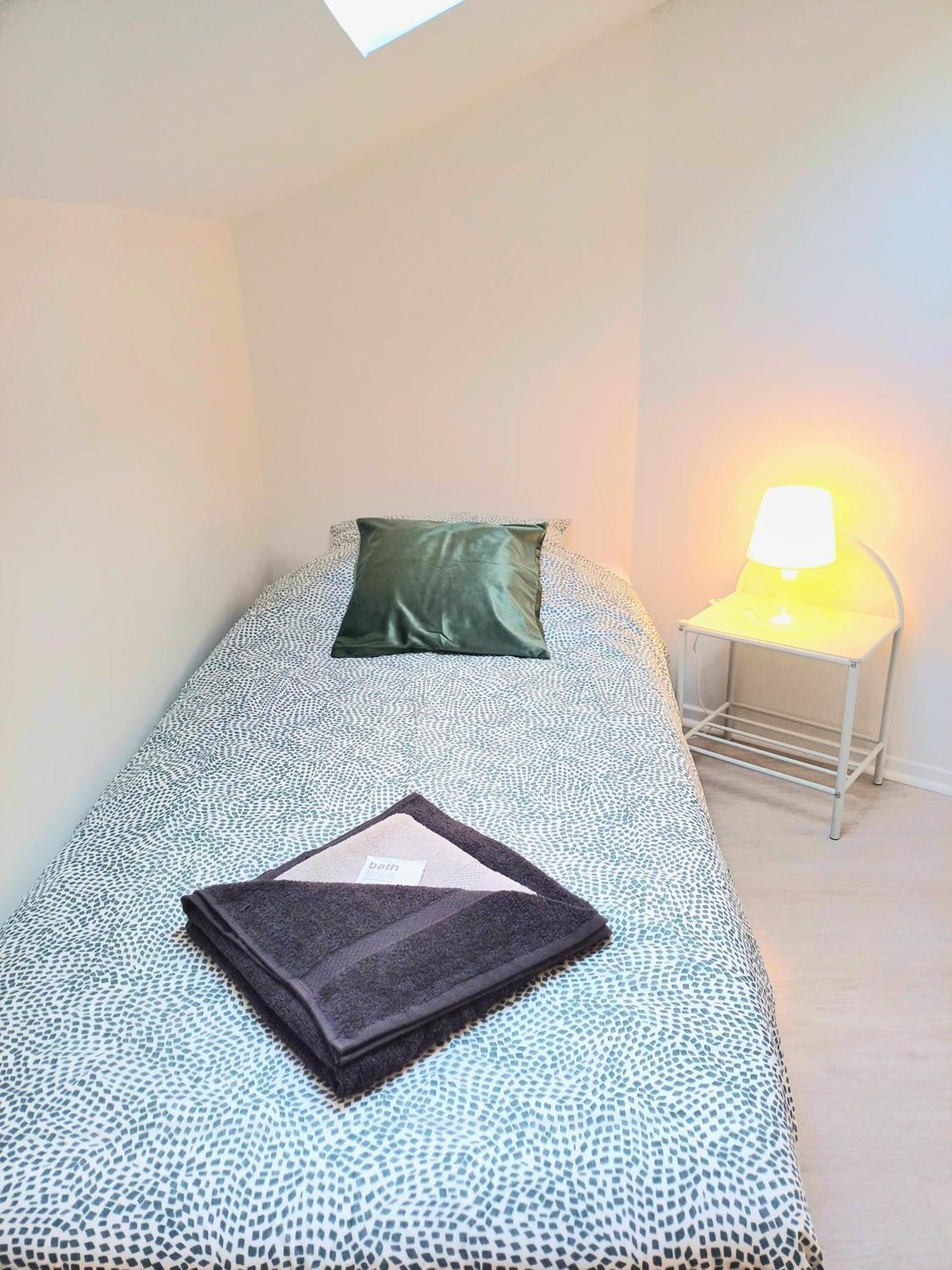 Beauvais - Proche Aeroport - Chambres Privees 外观 照片